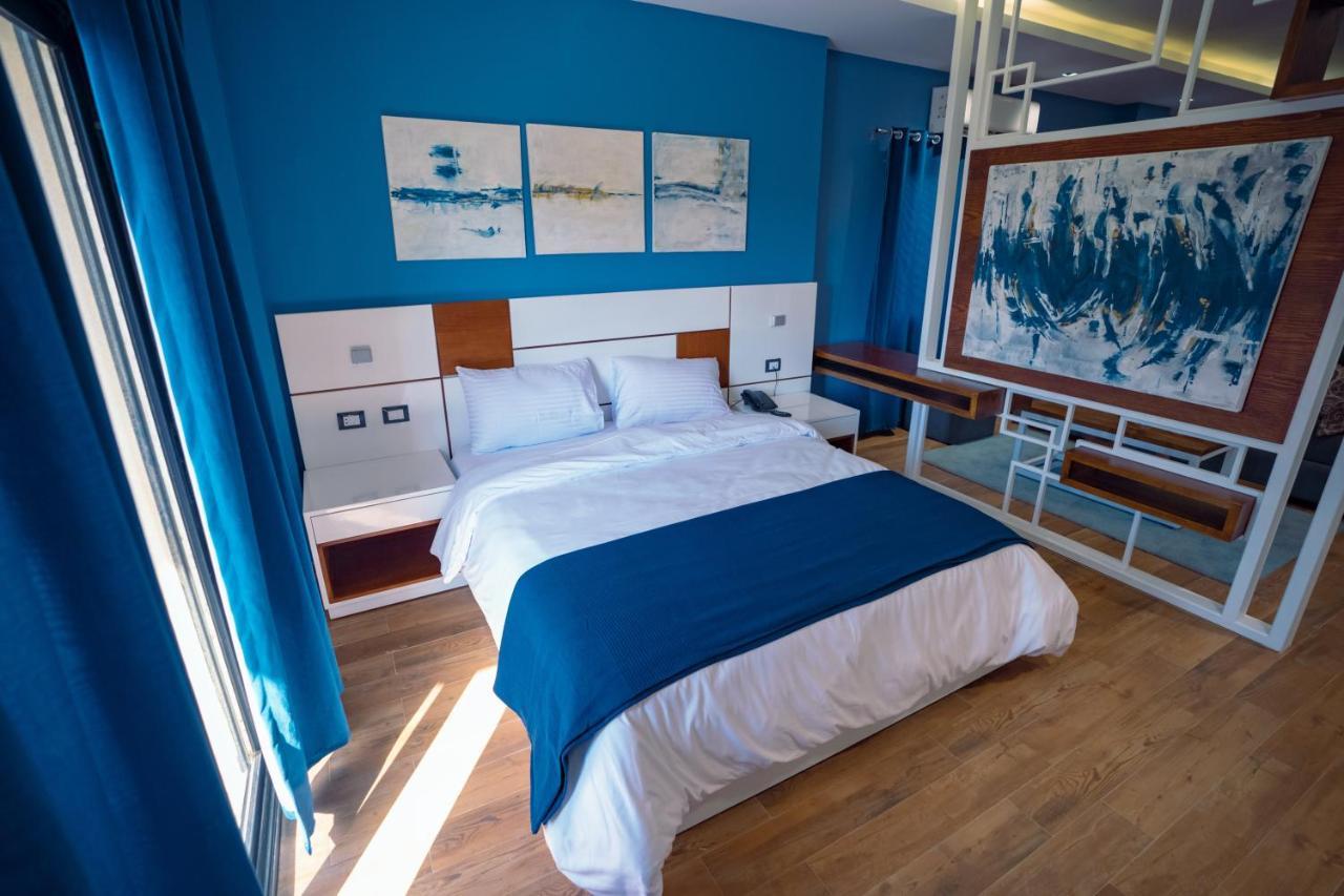 Travelholic Residence New Kairo Bagian luar foto