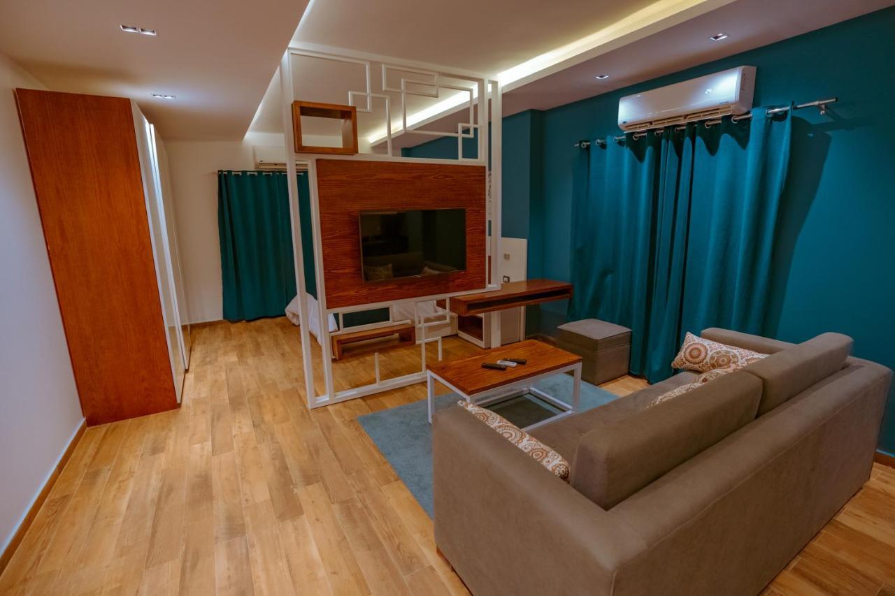 Travelholic Residence New Kairo Bagian luar foto