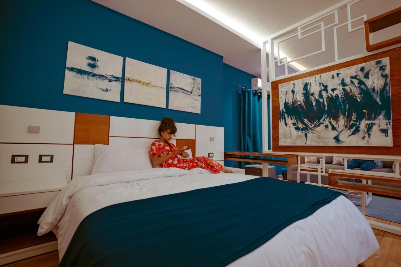 Travelholic Residence New Kairo Bagian luar foto