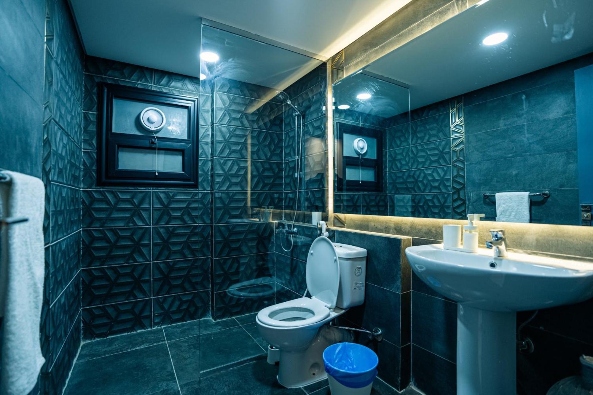 Travelholic Residence New Kairo Bagian luar foto